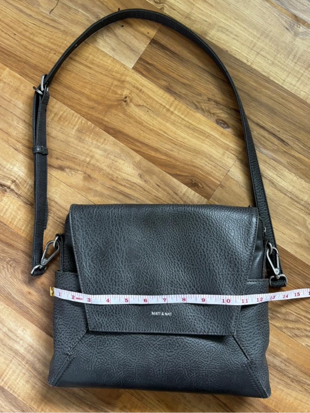 Matt & Nat Grey Crossbody Adjustable Leather Messenger Bag/Purse - Picture 8 of 8